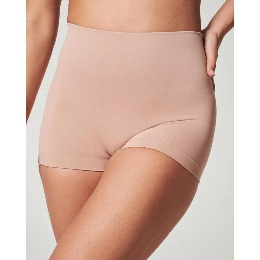 NWOT SPANX Beige Boyshorts SZ D